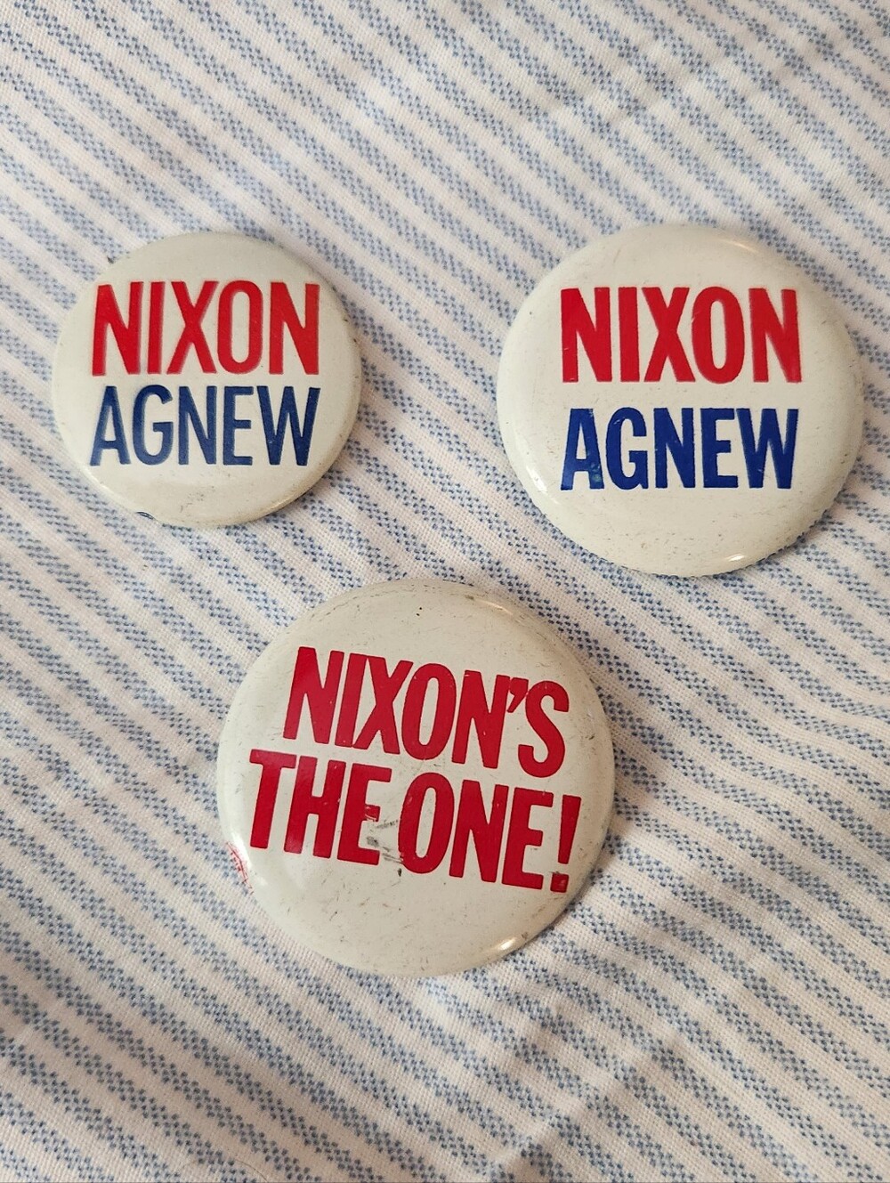 Richard Nixon 1968 Presidential Campaign Lapel Pin Bundlel